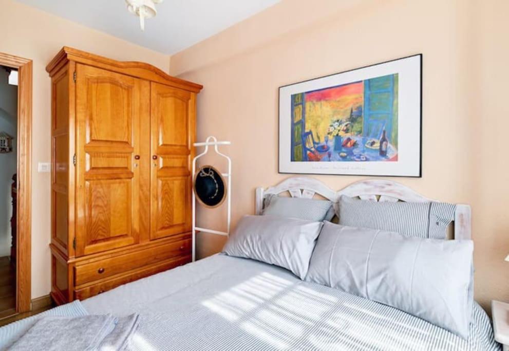 Villa Magerit, Entire Home 5 Minutes Easy Walk To Sandy Beach Ла Мата Екстериор снимка