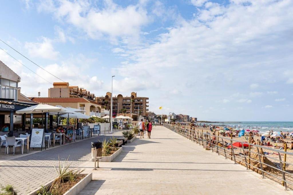 Villa Magerit, Entire Home 5 Minutes Easy Walk To Sandy Beach Ла Мата Екстериор снимка