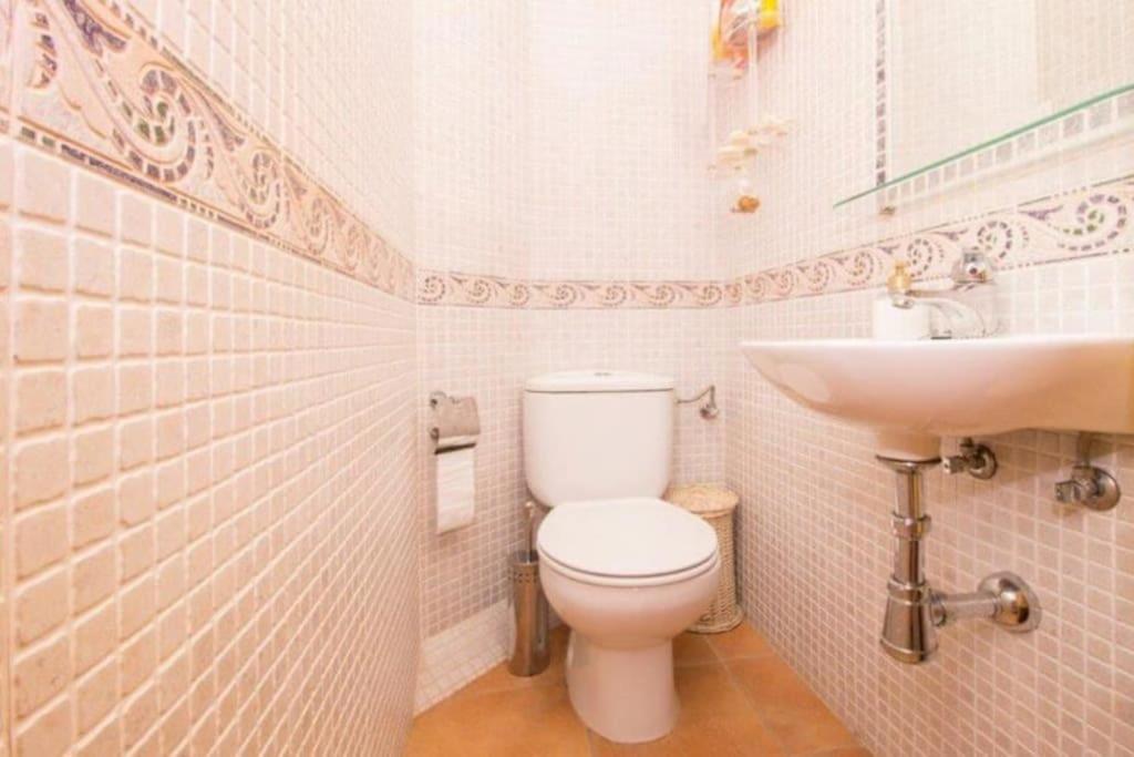 Villa Magerit, Entire Home 5 Minutes Easy Walk To Sandy Beach Ла Мата Екстериор снимка