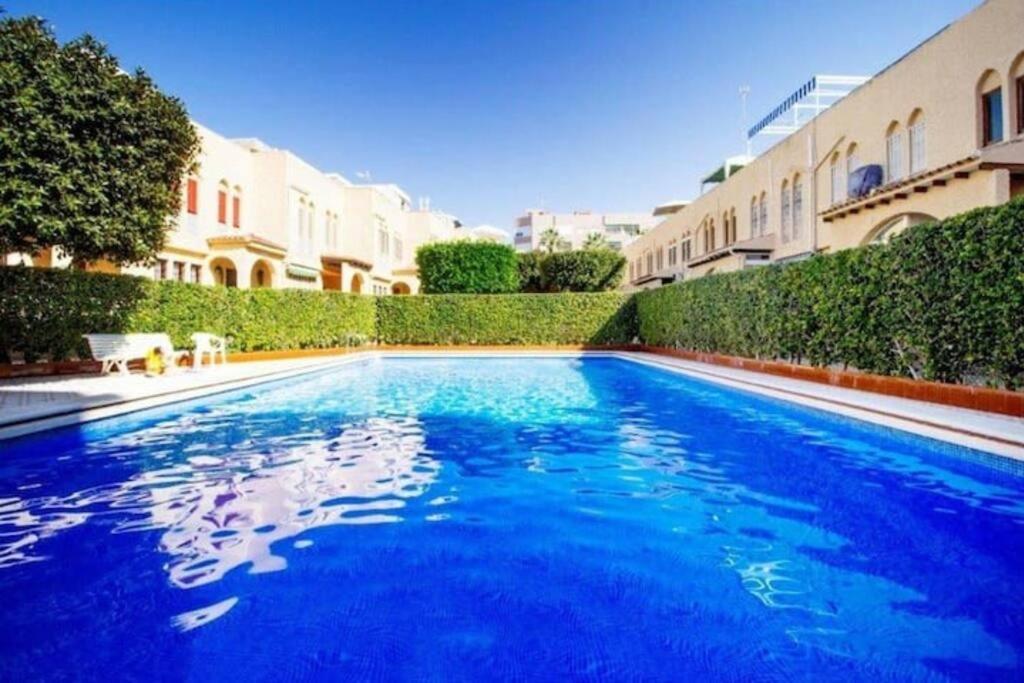 Villa Magerit, Entire Home 5 Minutes Easy Walk To Sandy Beach Ла Мата Екстериор снимка